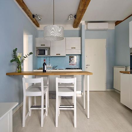 Panicale Blue Historic 1Br Stay Near Medici Chapels & Mercato Centrale 佛罗伦萨 外观 照片