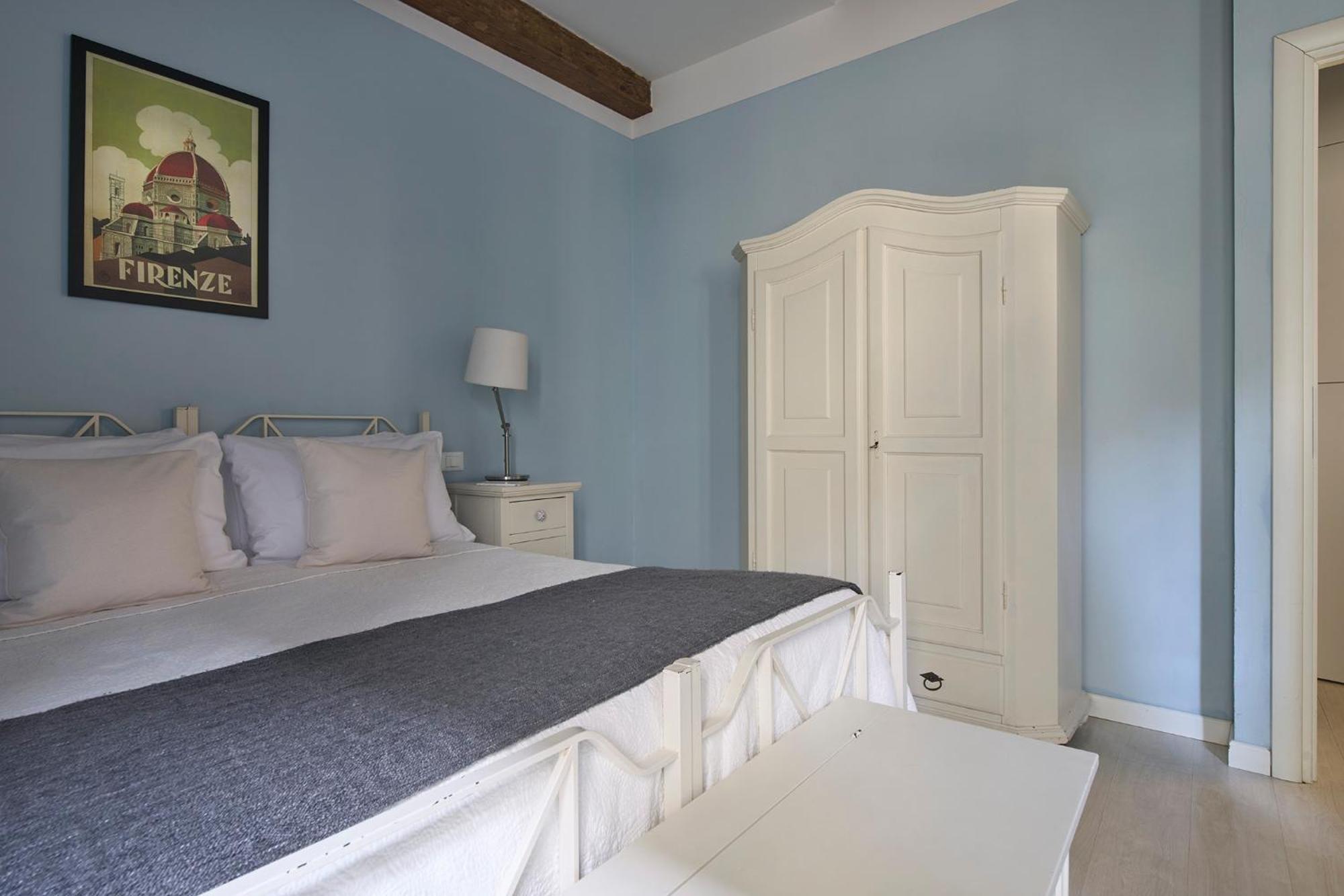 Panicale Blue Historic 1Br Stay Near Medici Chapels & Mercato Centrale 佛罗伦萨 外观 照片