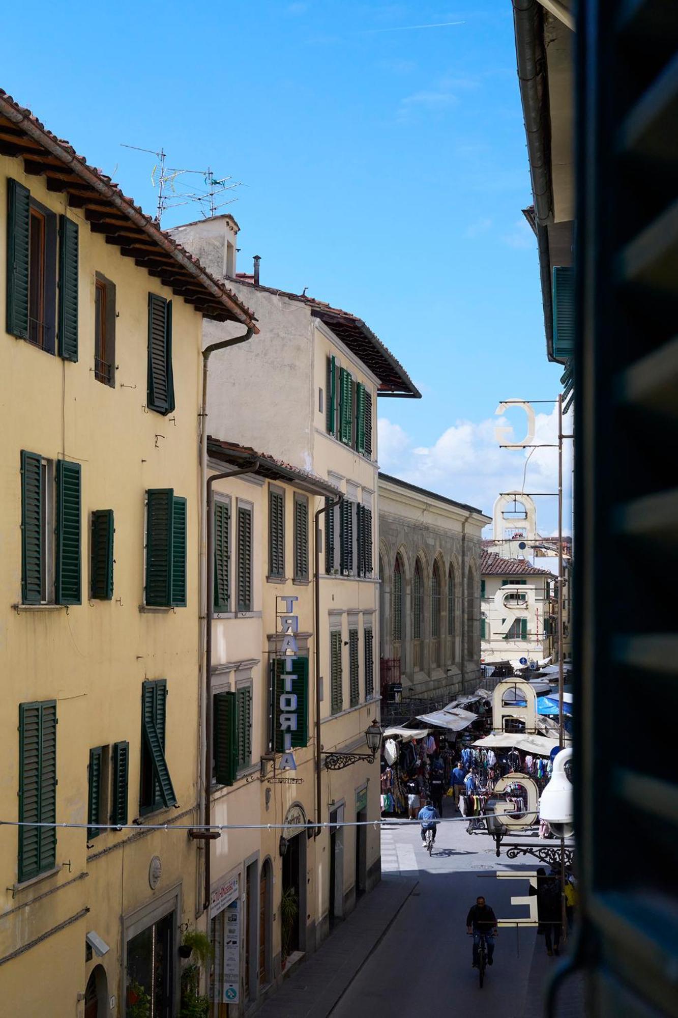 Panicale Blue Historic 1Br Stay Near Medici Chapels & Mercato Centrale 佛罗伦萨 外观 照片