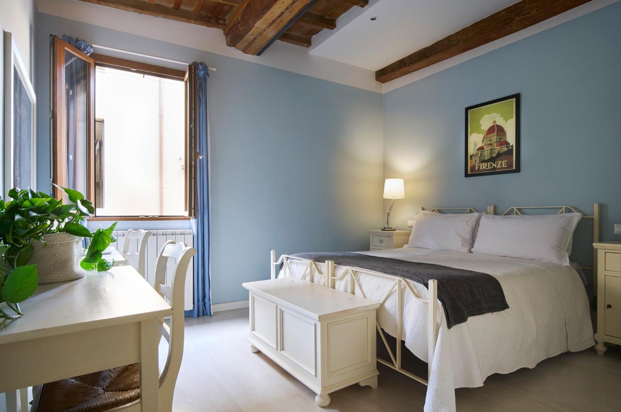 Panicale Blue Historic 1Br Stay Near Medici Chapels & Mercato Centrale 佛罗伦萨 外观 照片